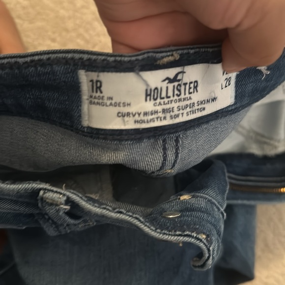 Jean - Picture 3 of 3